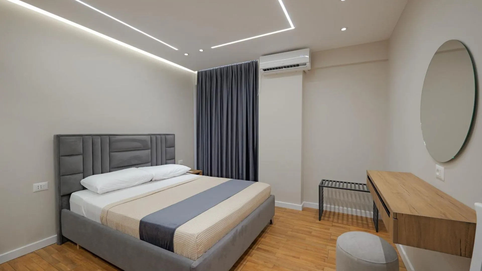 Beachside Modern Apartments Sarande