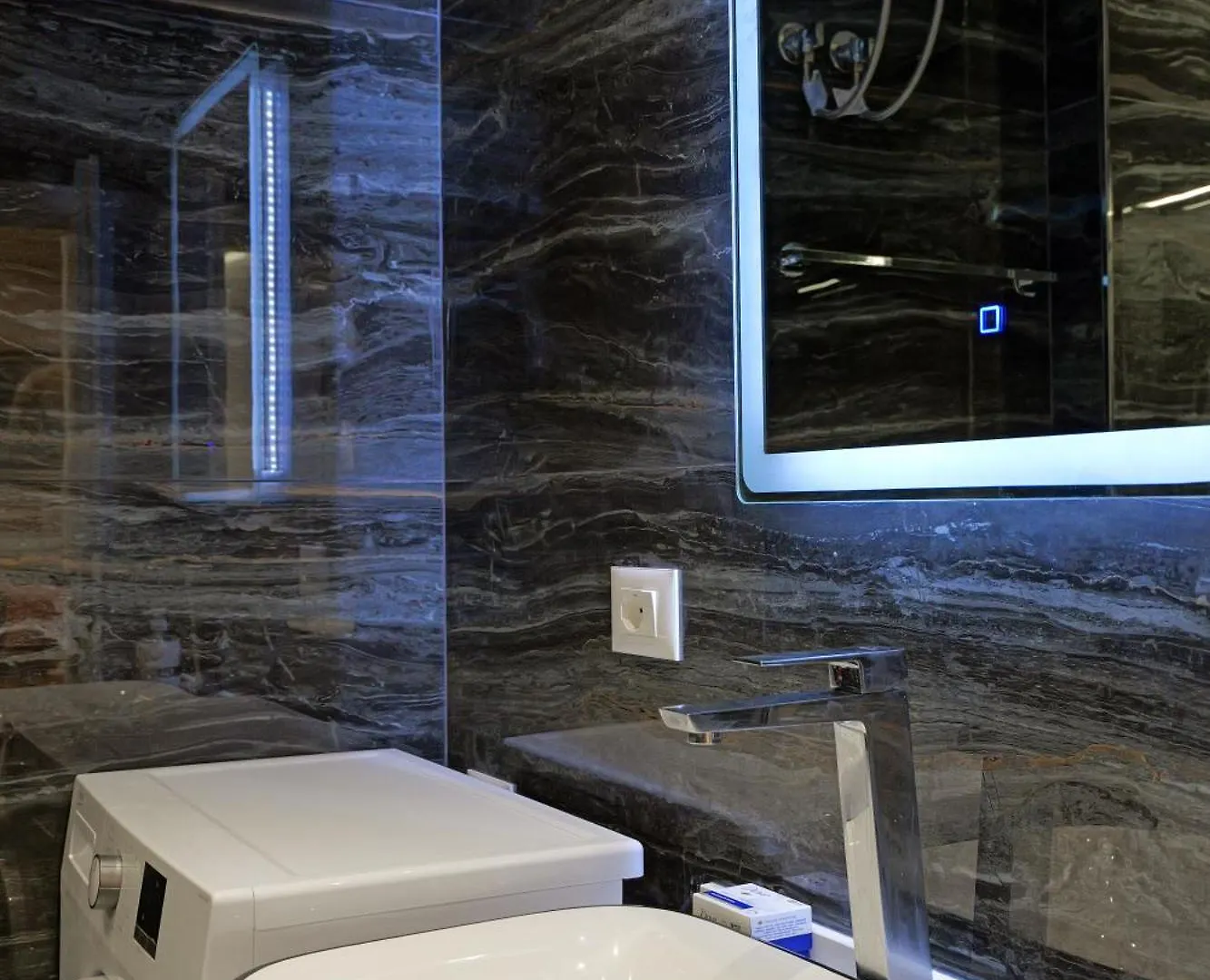 Beachside Modern Apartments Sarande 0*,